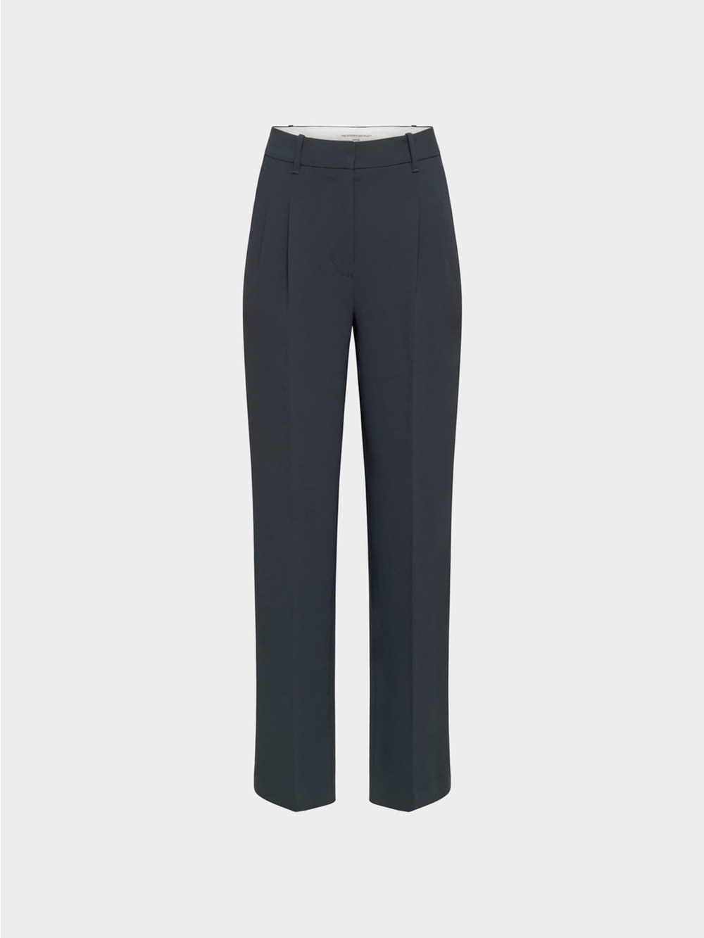 Aritzia Effortless Pant (short)
